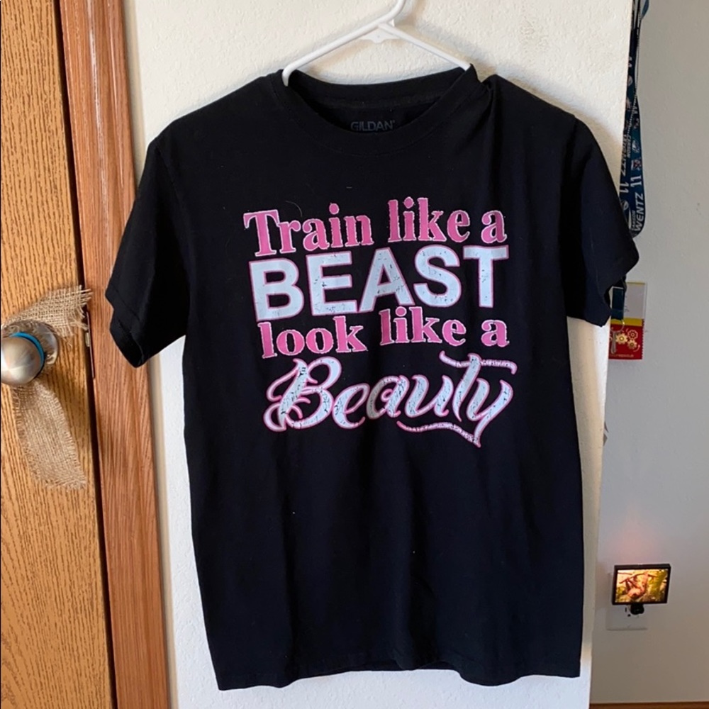 Black t shirt